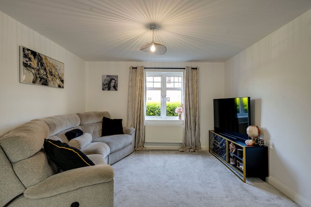 Property photo 2 of 17 Gallery