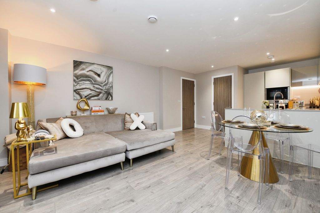 Property photo 1 of 13 Interior