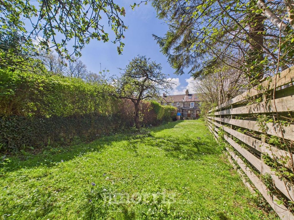 Property photo 3 of 40 Externally