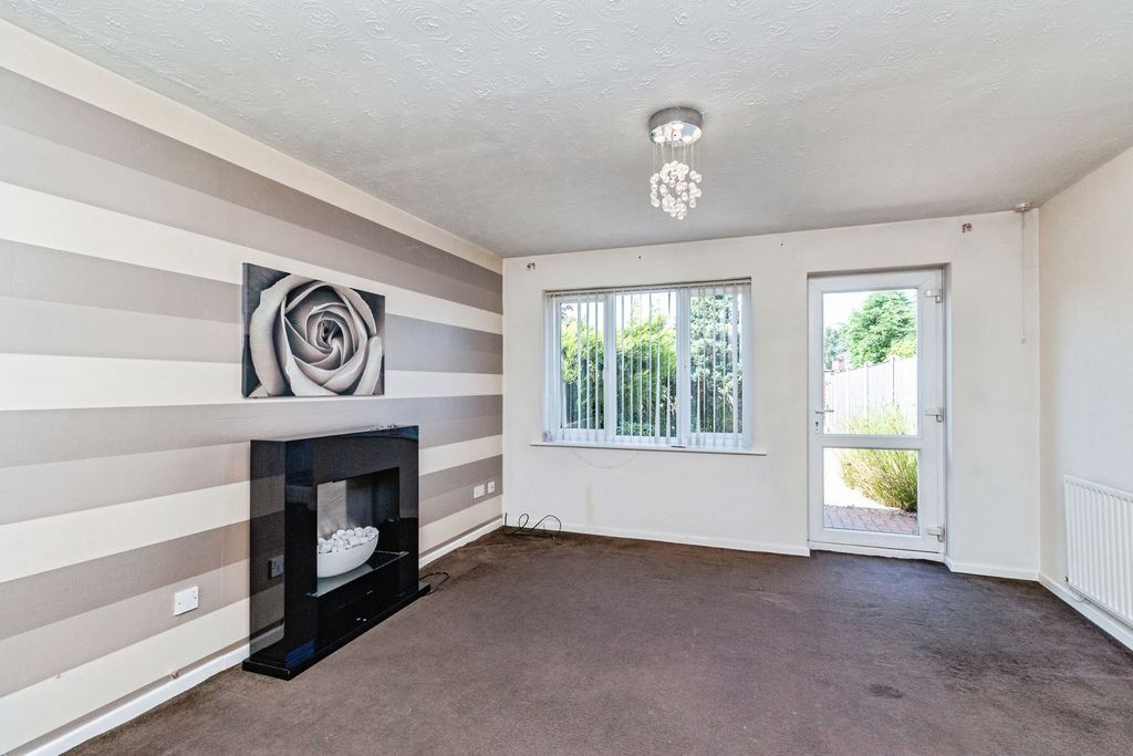 Property photo 3 of 18 Pbox-Img.Jpg