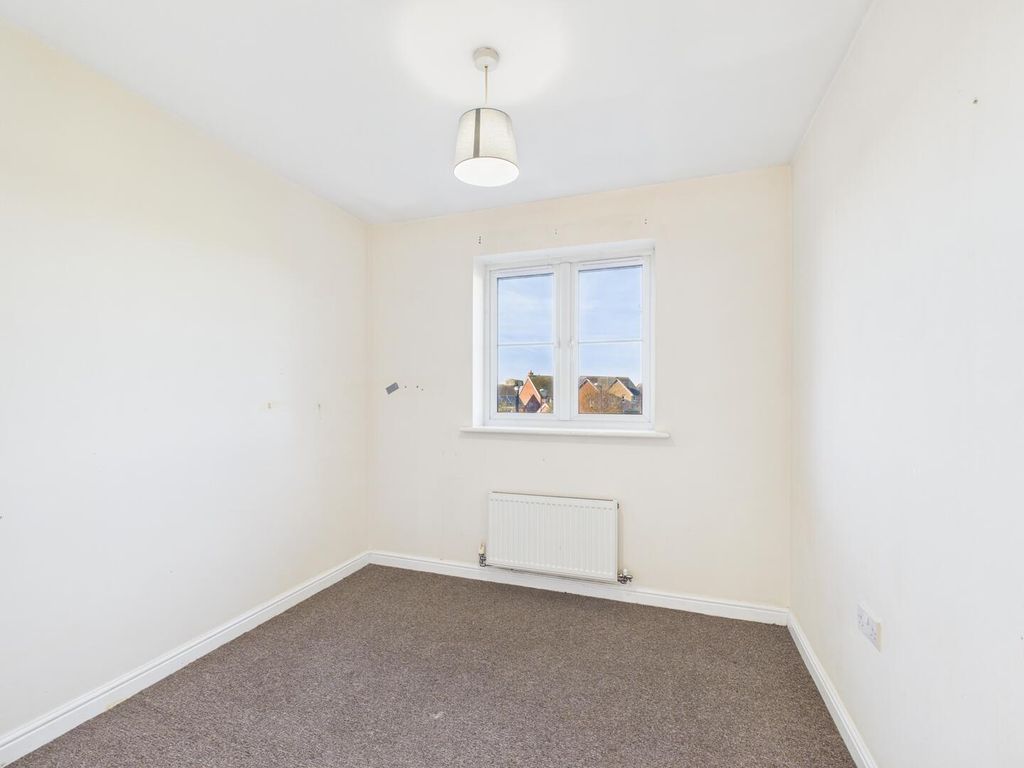 2 bed flat for saleSkylark Road, North Cornelly CF33 photo 4