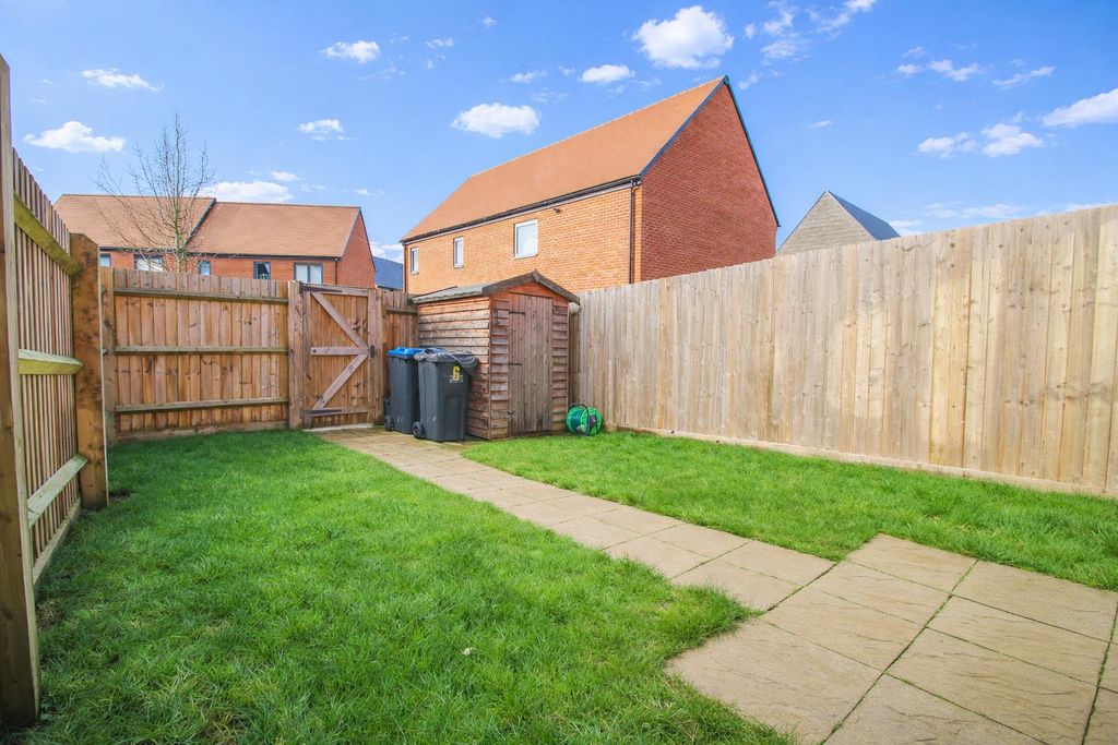 Property photo 3 of 12 Img_1006.Png