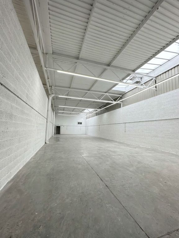 Property photo 2 of 4 Skelton New 10