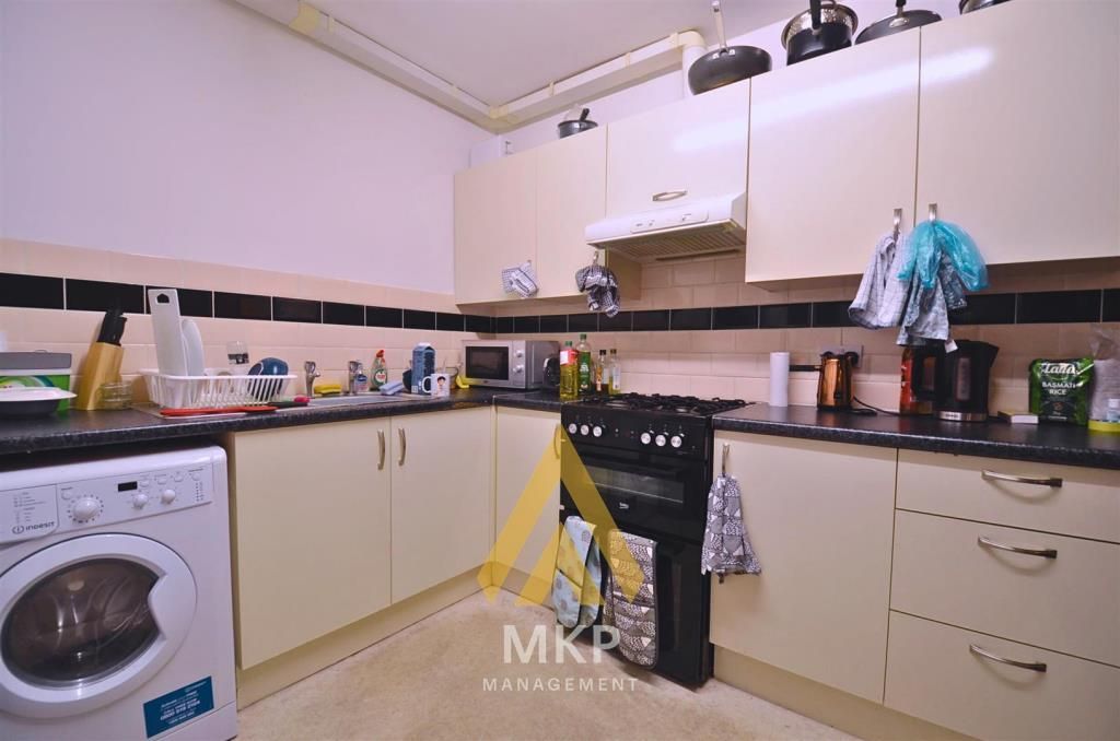 Property photo 3 of 11 ce27981F6d3B6B6ba77208d78422Aeb4.Png