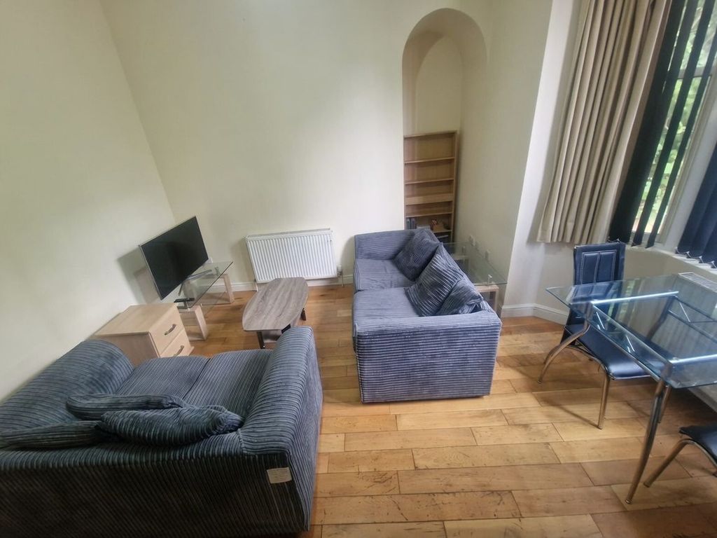 Property photo 3 of 7