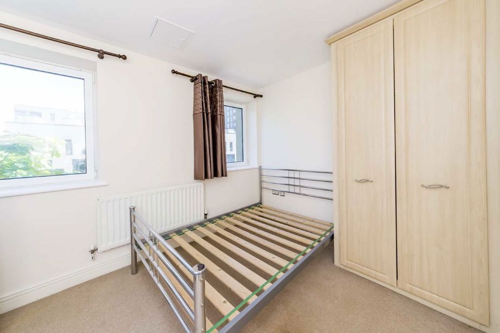Property photo 3 of 7