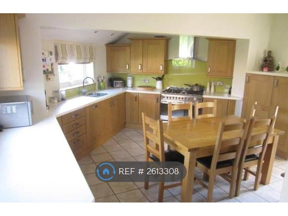 Property photo 3 of 19 Large Open Plan Kitchen Diner