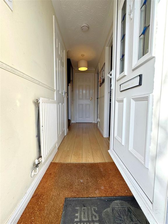 Property photo 3 of 13 Hallway.Jpg