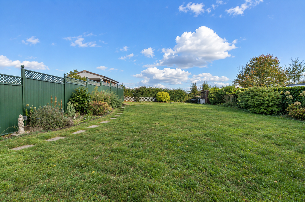 Property photo 3 of 15 B6Ca0Ab8-A7c8-4006-Afb6-56ba2B3B7Bc0