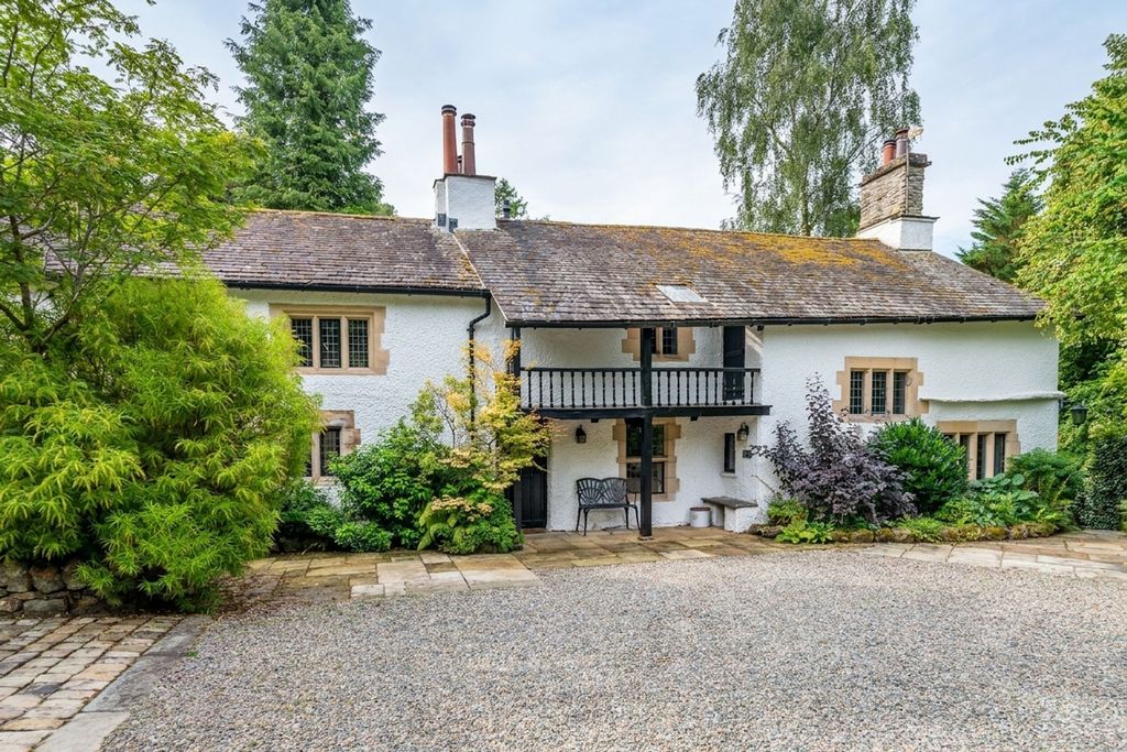 Property photo 1 of 55