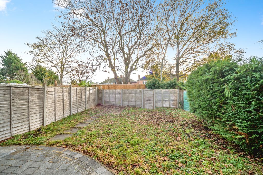 Property photo 2 of 16