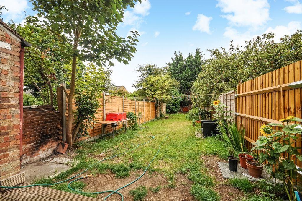 Property photo 2 of 6 Picture No. 04
