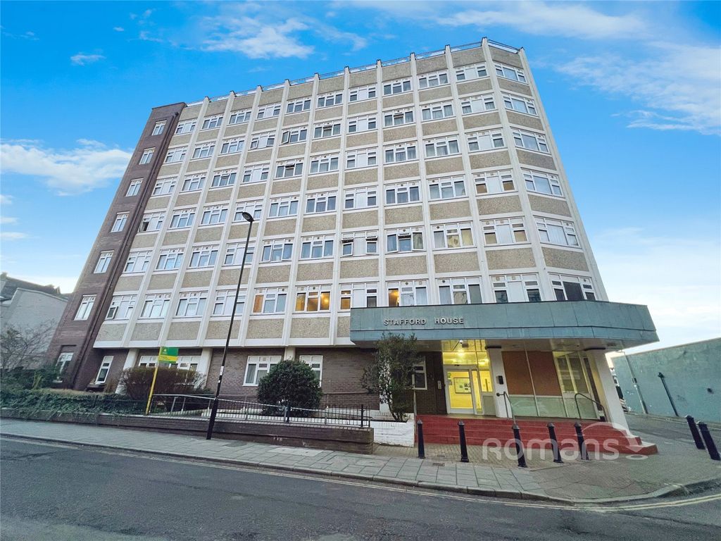 Property photo 1 of 15 Picture No. 16