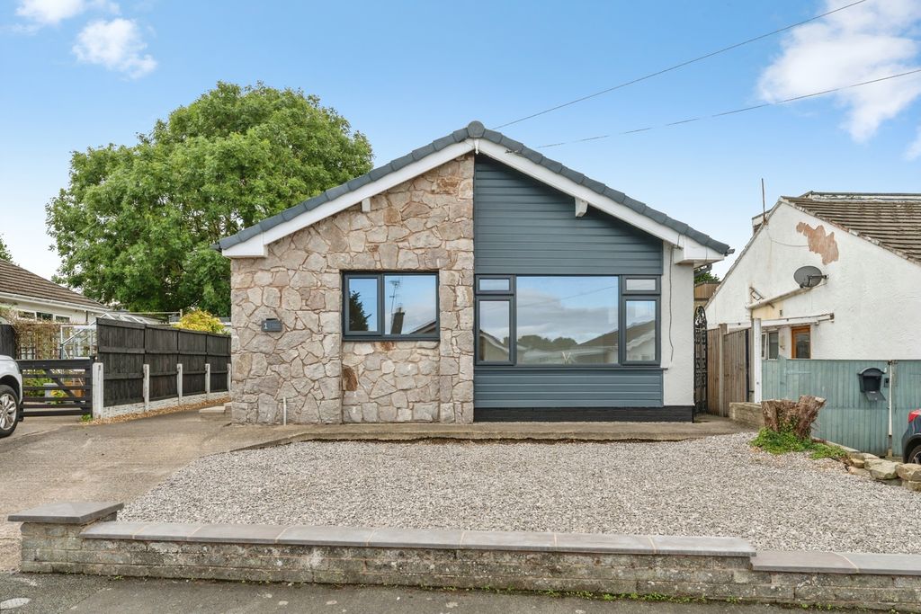 Property photo 1 of 19 Pbox-Img.Jpg