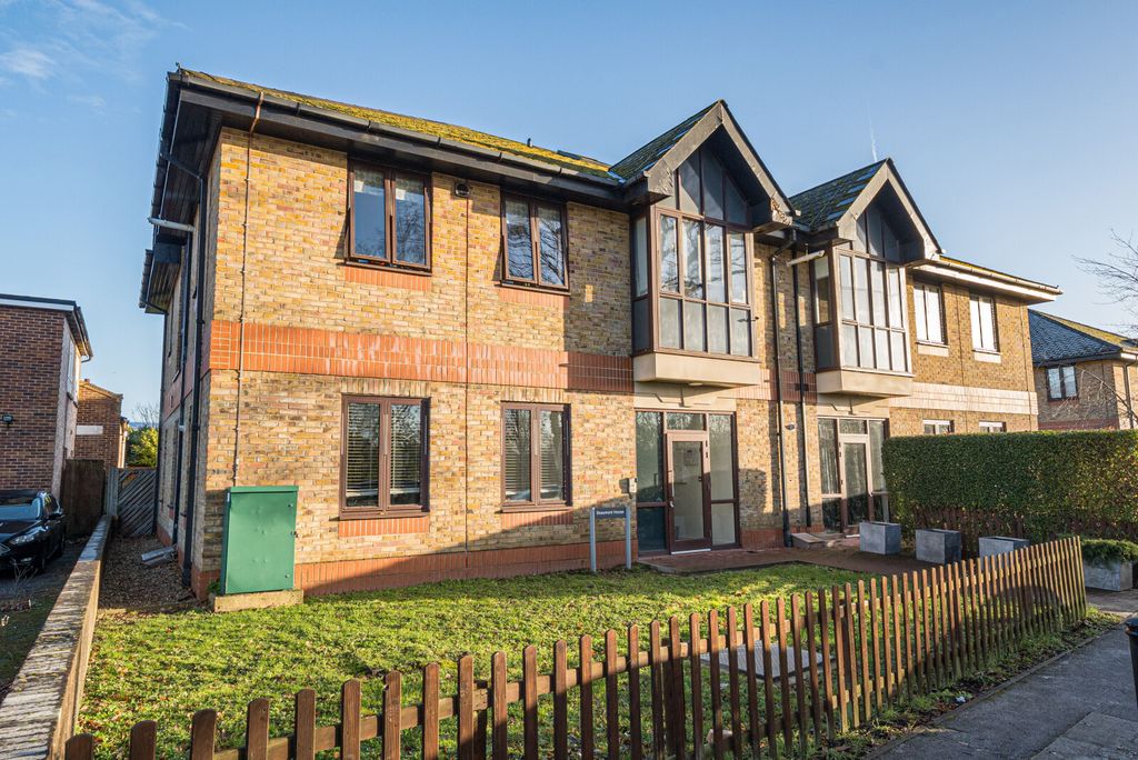 Property photo 1 of 13 Front