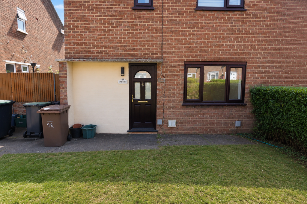 Property photo 1 of 11 Front (Exterior)