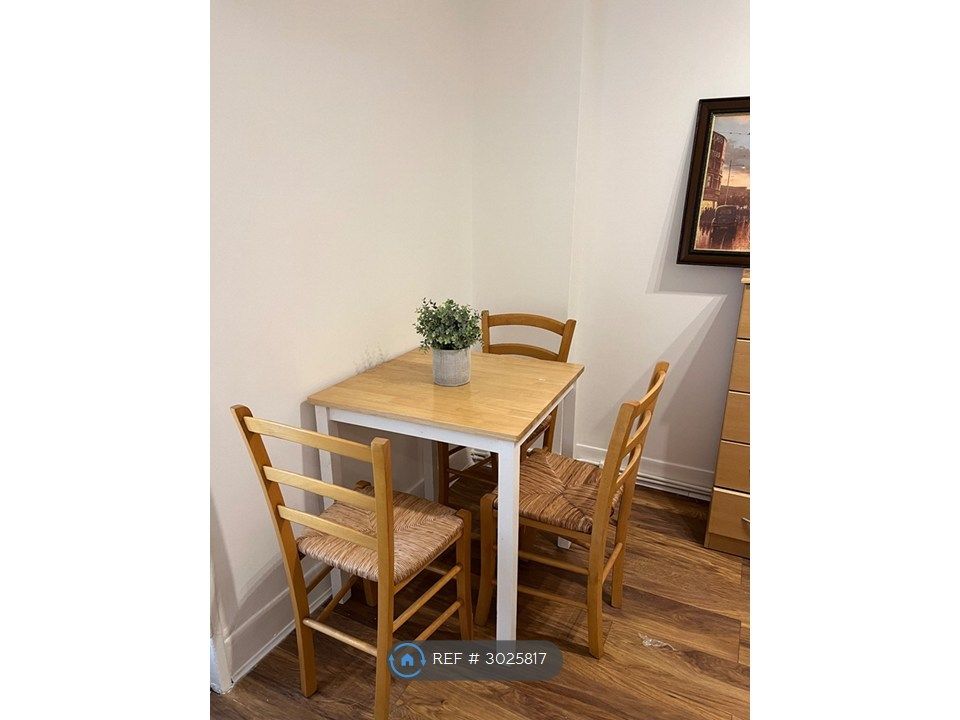 Property photo 2 of 13 Dining Area