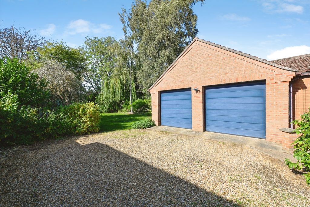 Property photo 2 of 29 Pbox-Img.Jpg