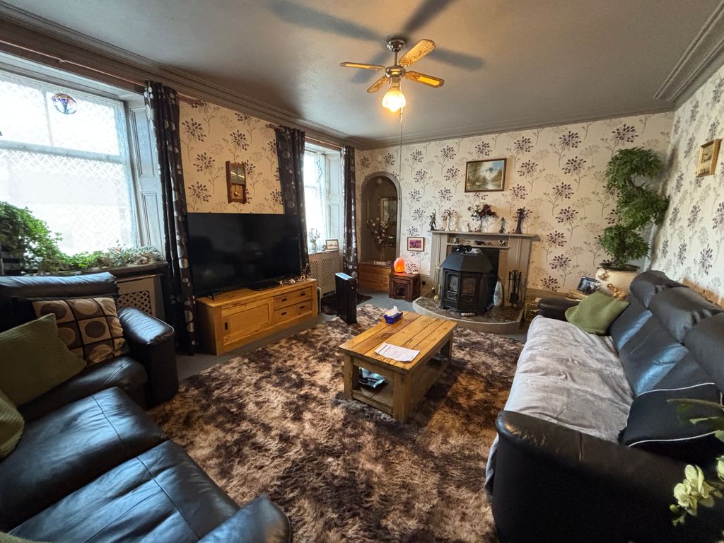 Property photo 3 of 15 3.Jpg