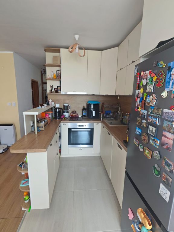 Property photo 3 of 18