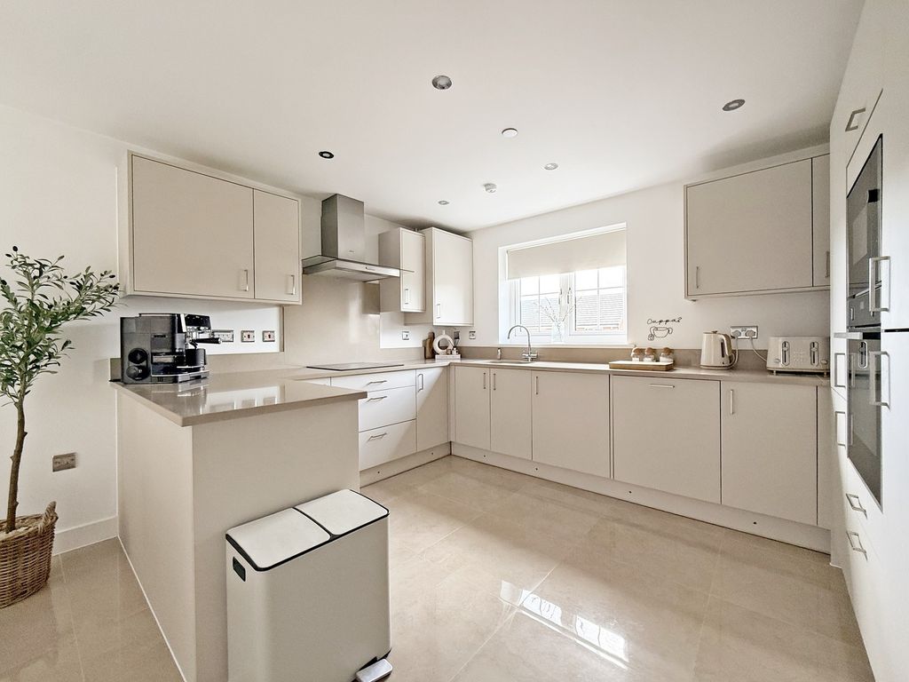 Property photo 3 of 34 Kitchen-Diner