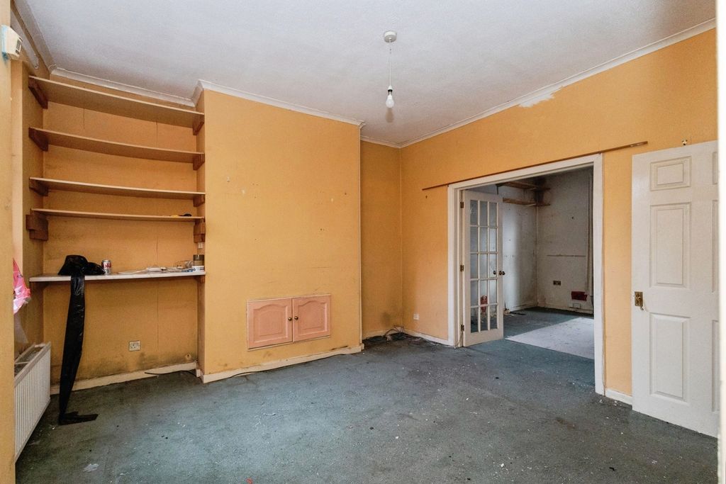 Property photo 3 of 20 Pbox-Img.Jpg