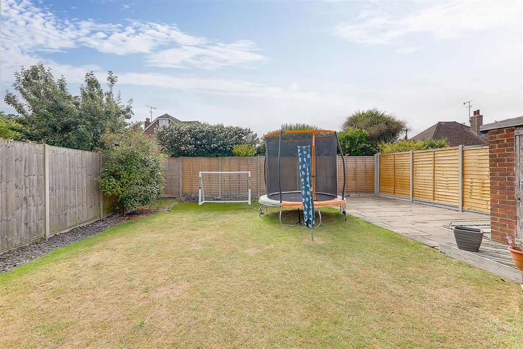 Property photo 2 of 17 Rear Garden