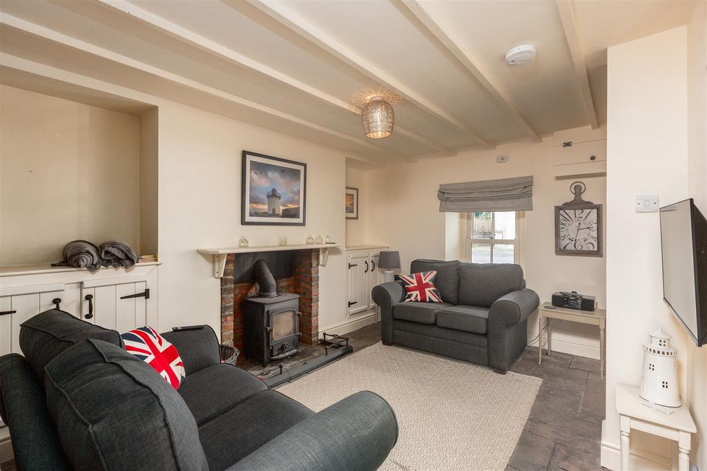 Property photo 3 of 58