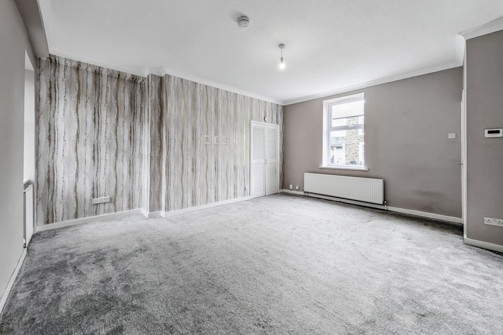 Property photo 2 of 16 8 Thomas Street, Westerhope, Newcastle Upon Tyne, Ne5 5Jj