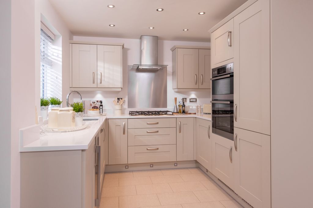 Property photo 2 of 8 Ripon Kitchen