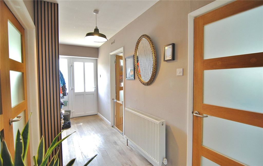 Property photo 3 of 18 Picture No. 29