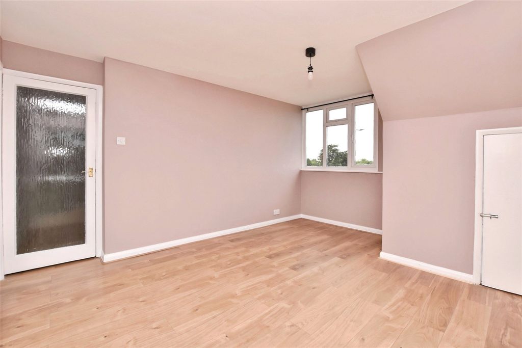 Property photo 2 of 10 Picture No. 05