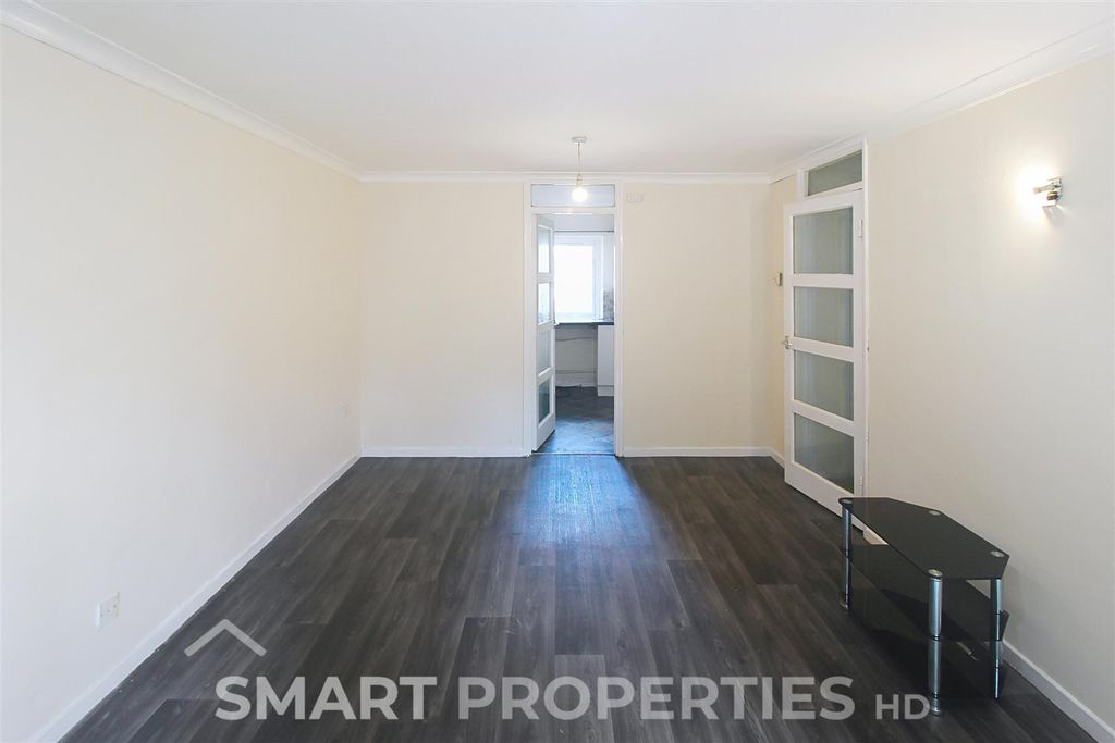 Property photo 2 of 6 69-Trinity-St_00004.Jpeg