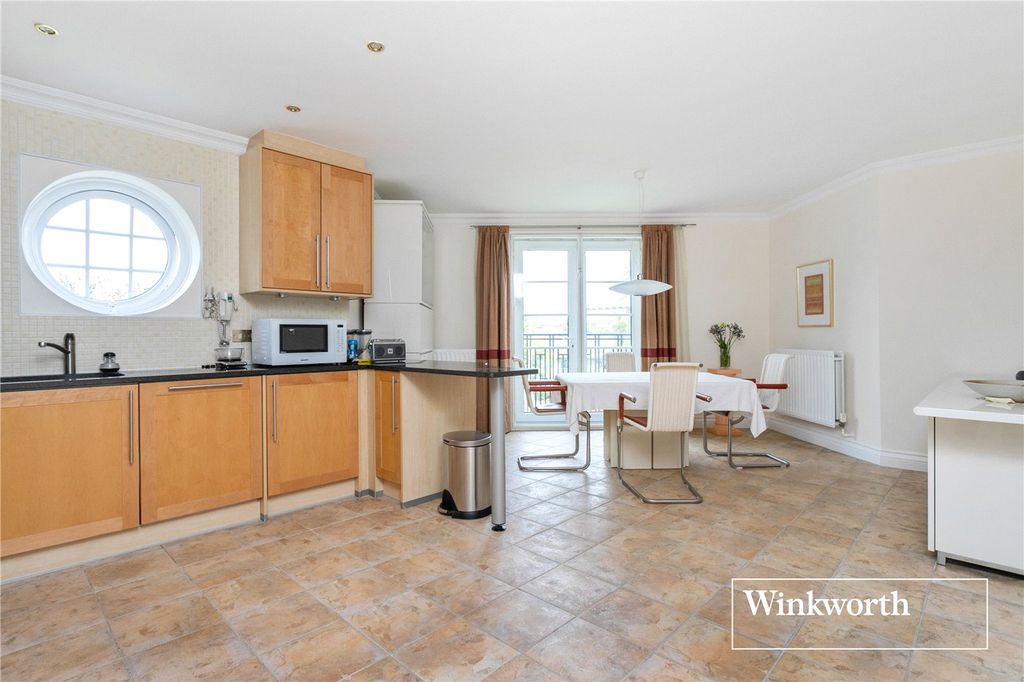 Property photo 3 of 14 Picture No. 02