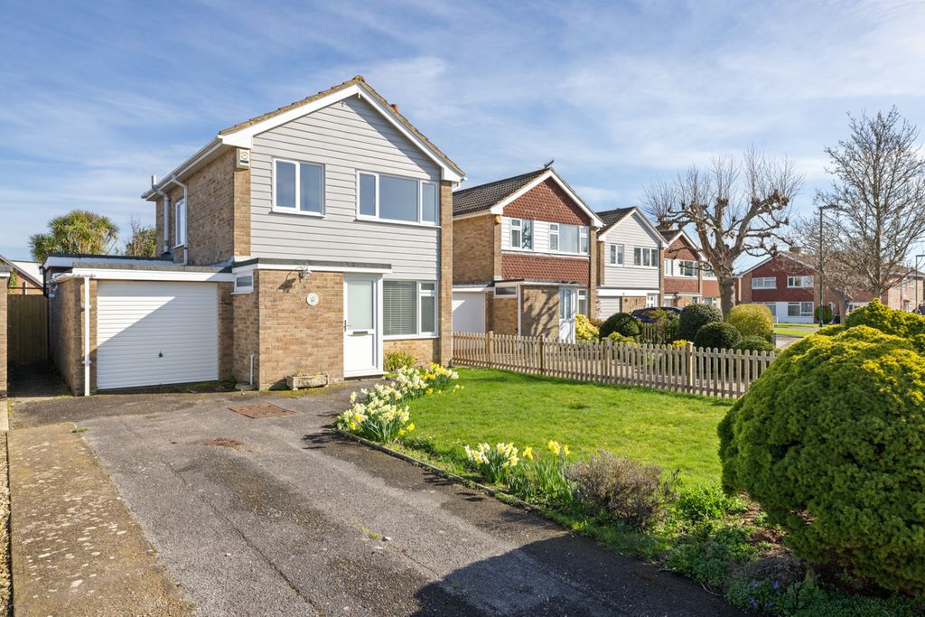 Property photo 1 of 8