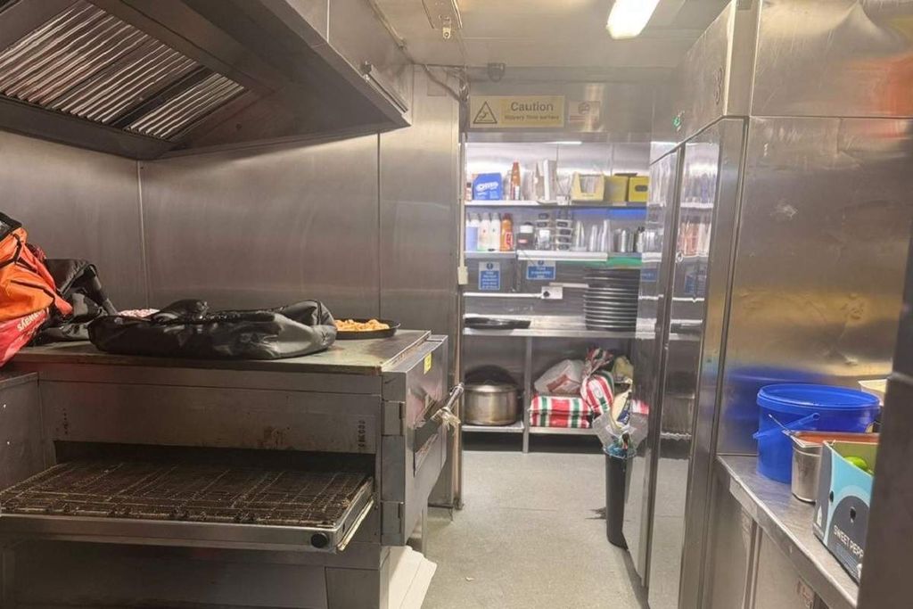 Property photo 3 of 7