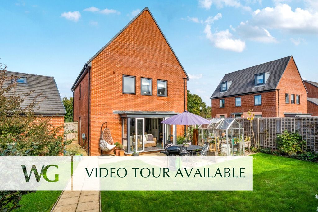 Property photo 1 of 13 External