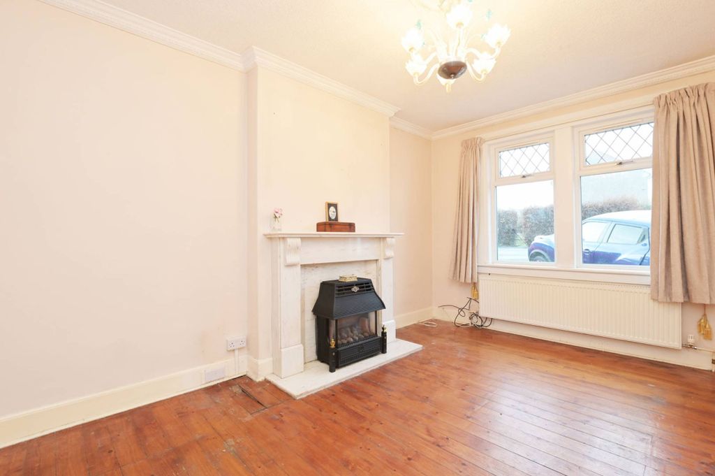 Property photo 3 of 30