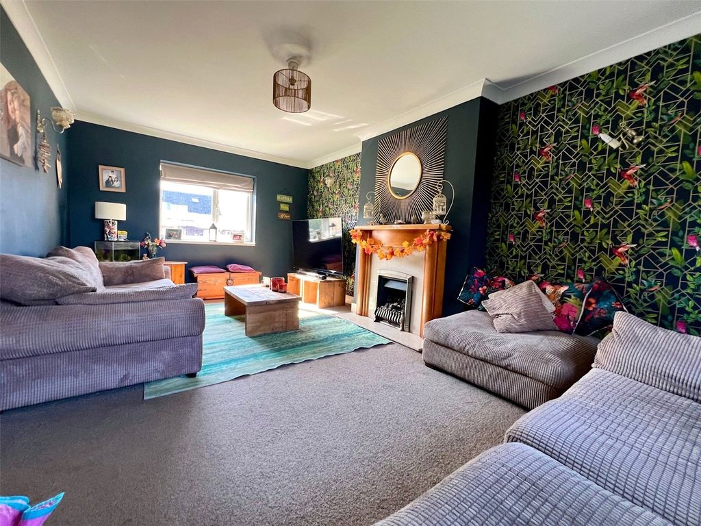 Property photo 3 of 20 Picture No. 27