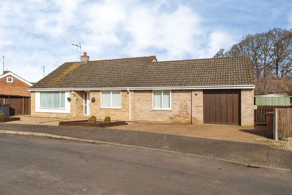 Property photo 2 of 16