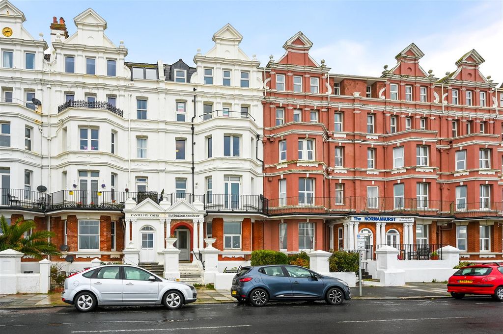 Property photo 1 of 13 Flat 4 -Sandringham Court - Tn40 - Externals (2).J