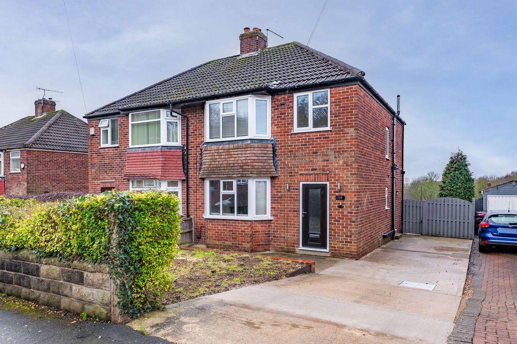 Property photo 1 of 29