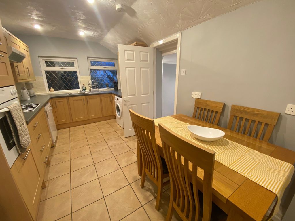 Property photo 3 of 16 Gallery