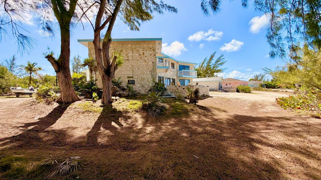 Property photo 3 of 9