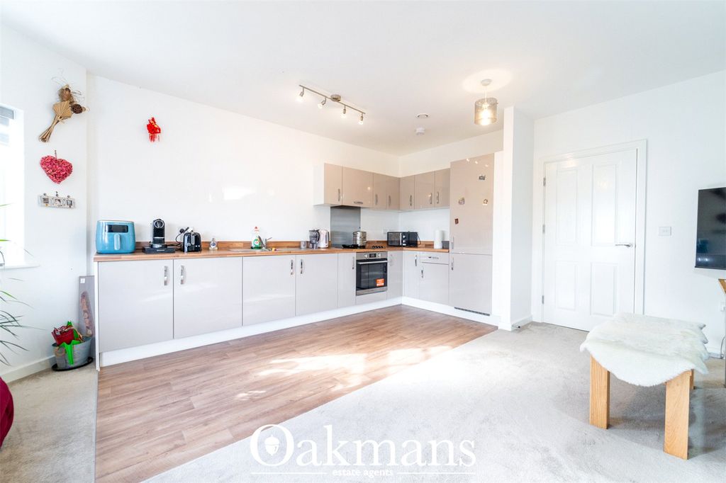 Property photo 3 of 28 Picture No. 07