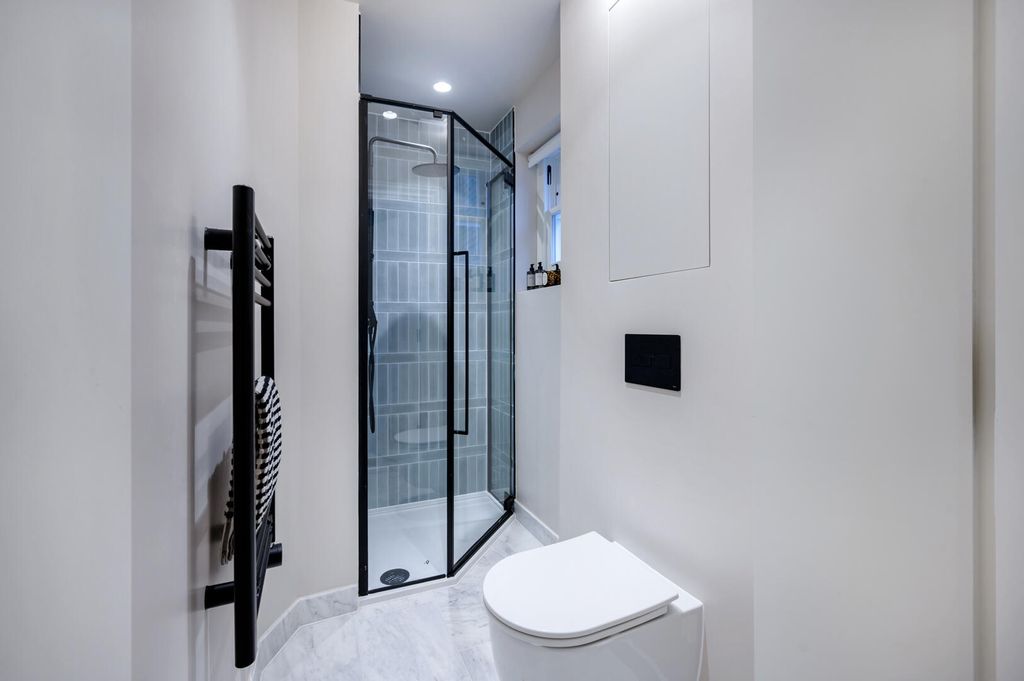 Property photo 2 of 12 14  (10).Jpg