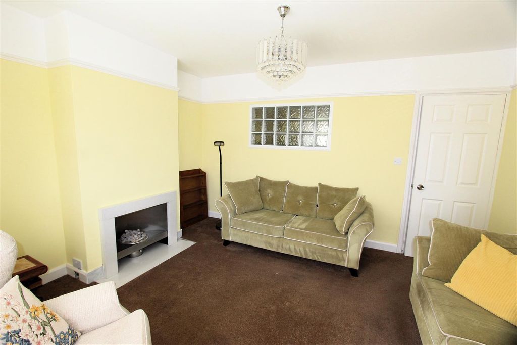 Property photo 3 of 14 3.Jpg