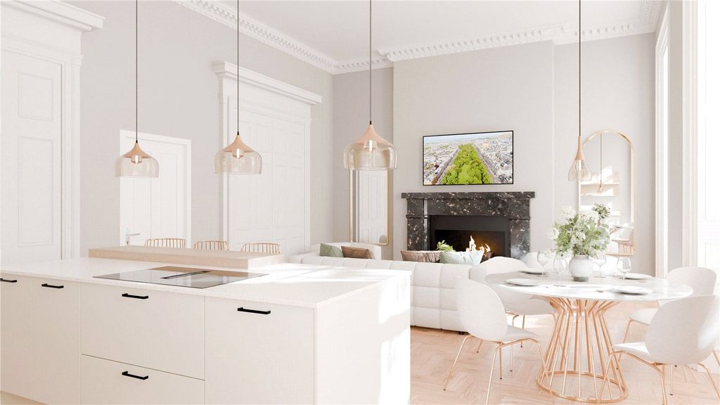 Property photo 2 of 13 Living/Kitchen