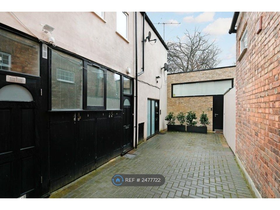 Property photo 1 of 5 External