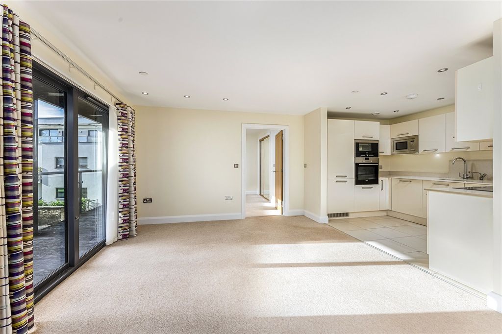 Property photo 3 of 14 Picture No. 14